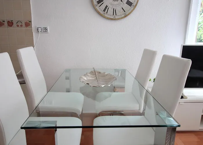 Tess Crespo Torremolinos